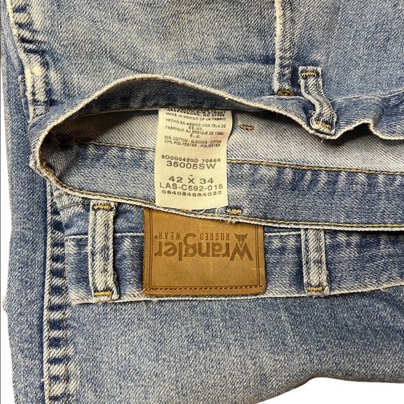 Wrangler Broken In Jeans Sz 42. - Picture 8 of 8